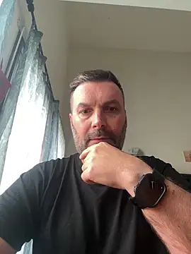 coolsmith81 online show from June 10, 2026, 8:04 am
