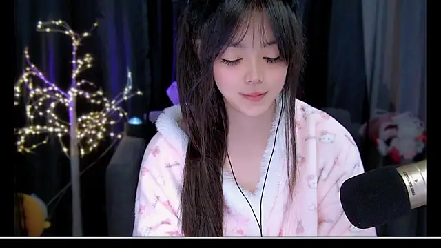 Guoguo 1 online show from November 29, 2025, 8:03 am