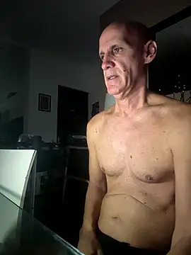 Snapshot of Elosoo chatting on January 12, 2026, 9:49 am Elosoo online show from January 12, 2026, 9:49 am