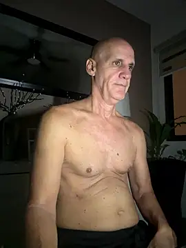 Snapshot of Elosoo chatting on January 10, 2026, 10:54 am Elosoo online show from January 10, 2026, 10:54 am