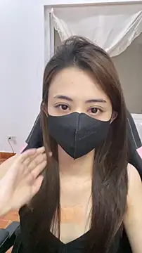 Lunamoon68 online show from April 10, 2026, 4:52 am