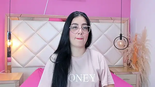 Snapshot of GabyJhons chatting on December 15, 2025, 2:56 pm GabyJhons online show from December 15, 2025, 2:56 pm