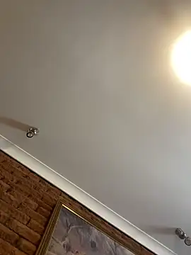 Snapshot of Skyme2713 chatting on December 13, 2025, 8:04 pm Skyme2713 online show from December 13, 2025, 8:04 pm