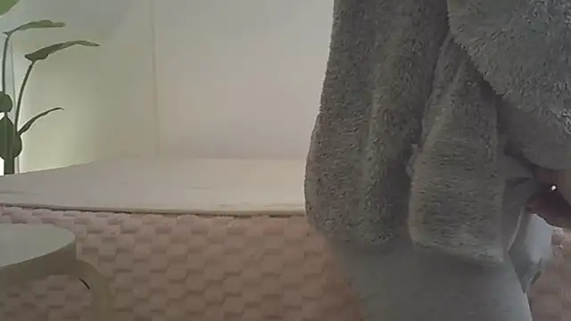 kyono-iyashi online show from March 4, 2026, 2:25 pm