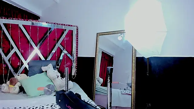 Snapshot of Jacobelord chatting on February 3, 2026, 1:27 pm Jacobelord online show from February 3, 2026, 1:27 pm