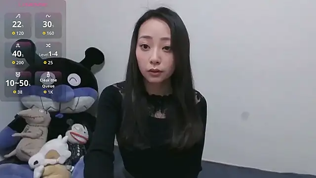 Snapshot of nonchanmanXX chatting on December 15, 2025, 8:31 am nonchanmanXX online show from December 15, 2025, 8:31 am