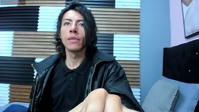 LiamShelby online show from December 20, 2025, 2:47 am