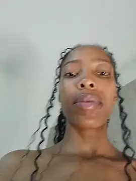 MsParisSmith online show from February 26, 2026, 8:20 pm