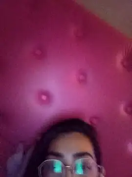 Snapshot of Yani-14 chatting on January 16, 2026, 5:55 am Yani-14 online show from January 16, 2026, 5:55 am