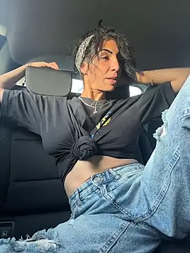 Soniaxxx31 online show from April 10, 2026, 5:31 pm