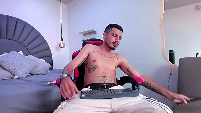 MatthewCullen online show from April 4, 2026, 8:48 pm