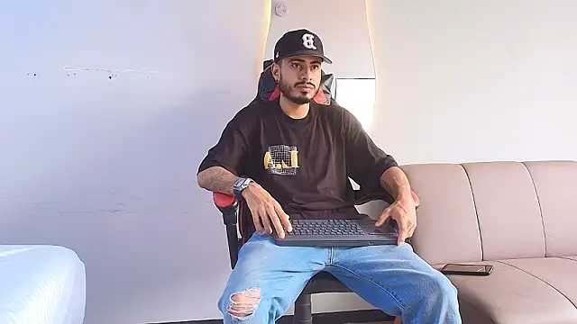 MatthewCullen online show from February 11, 2026, 7:58 pm