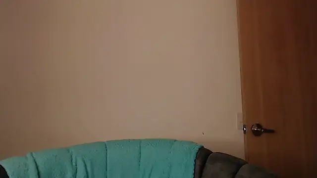 -Ivonny- online show from November 28, 2025, 10:10 pm