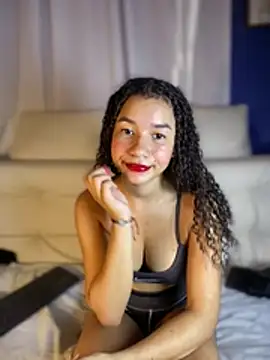 ZoeyFierce online show from July 13, 2026, 7:35 pm