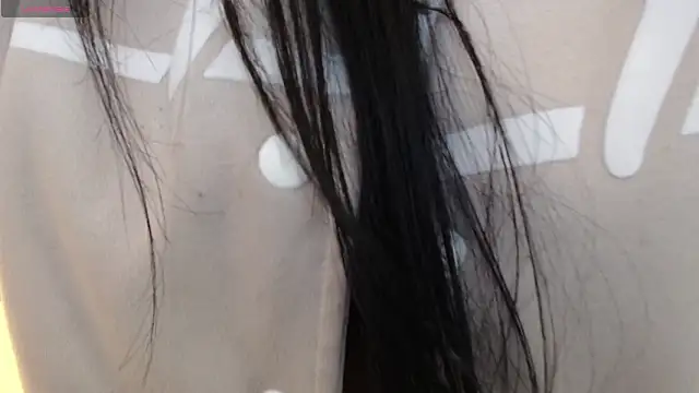 Snapshot of idk_24_ chatting on February 26, 2026, 1:05 am idk 24 online show from February 26, 2026, 1:05 am