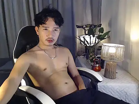  bigcock charles online show from December 3, 2025, 10:25 am