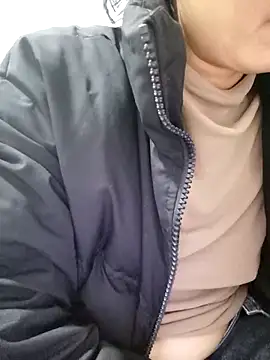 mimi2052 online show from December 4, 2025, 12:04 pm