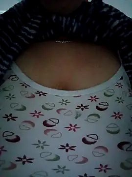 Snapshot of CuteBahar chatting on November 29, 2025, 3:34 pm CuteBahar online show from November 29, 2025, 3:34 pm