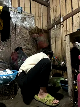 Snapshot of Thaoem chatting on December 5, 2025, 9:19 am Thaoem online show from December 5, 2025, 9:19 am