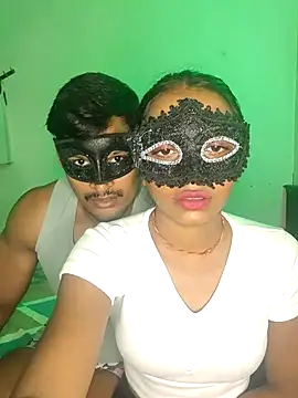 Snapshot of DASY_HONEY chatting on December 3, 2025, 5:56 pm DASY HONEY online show from December 3, 2025, 5:56 pm