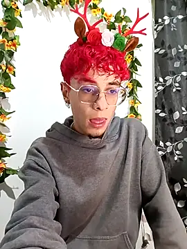 Snapshot of 2_milo_verus_4 chatting on November 29, 2025, 4:51 pm 2 milo verus 4 online show from November 29, 2025, 4:51 pm