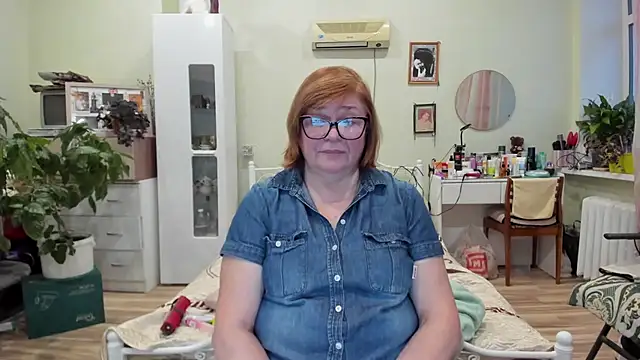 Snapshot of rekelme chatting on December 18, 2025, 12:53 pm rekelme online show from December 18, 2025, 12:53 pm