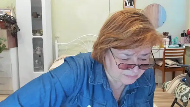 Snapshot of rekelme chatting on November 18, 2025, 6:17 am rekelme online show from November 18, 2025, 6:17 am