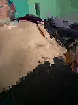 Snapshot of aelor2028 chatting on December 3, 2025, 3:00 pm aelor2028 online show from December 3, 2025, 3:00 pm