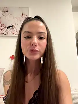 Snapshot of Sugarbellax chatting on December 16, 2025, 9:41 pm Sugarbellax online show from December 16, 2025, 9:41 pm