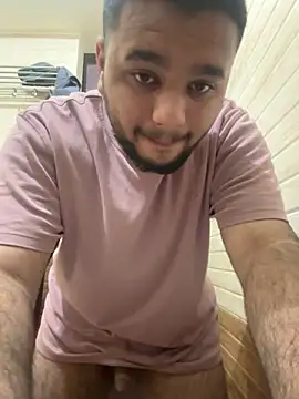 Snapshot of Noavacado_ chatting on February 1, 2026, 10:35 am Noavacado online show from February 1, 2026, 10:35 am