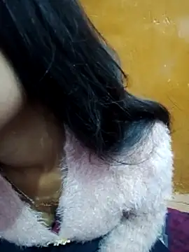 Snapshot of Zoyaa-Zubair chatting on March 8, 2026, 6:44 pm Zoyaa-Zubair online show from March 8, 2026, 6:44 pm