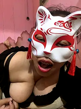 Snapshot of Julia_Sari00 chatting on December 3, 2025, 7:24 pm Julia Sari00 online show from December 3, 2025, 7:24 pm