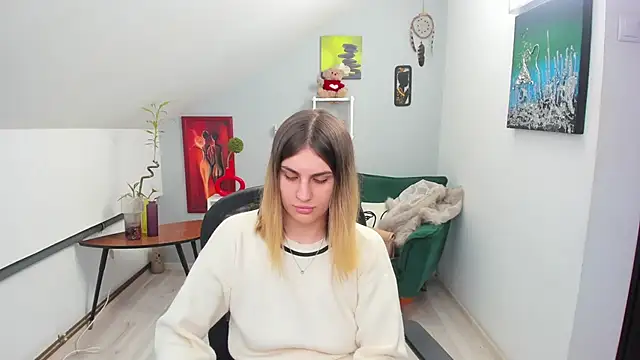 Snapshot of SarahOwenn chatting on November 28, 2025, 12:38 pm SarahOwenn online show from November 28, 2025, 12:38 pm