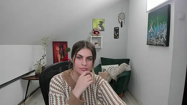 Snapshot of SarahOwenn chatting on November 27, 2025, 2:50 pm SarahOwenn online show from November 27, 2025, 2:50 pm