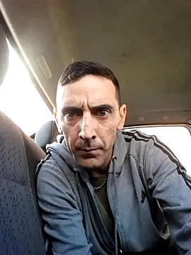 elsoyyoma online show from December 17, 2025, 10:31 am