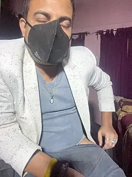 Saxymood1111 online show from December 18, 2025, 6:18 am