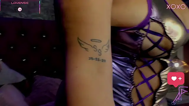 MoliBunny online show from February 10, 2026, 6:12 am