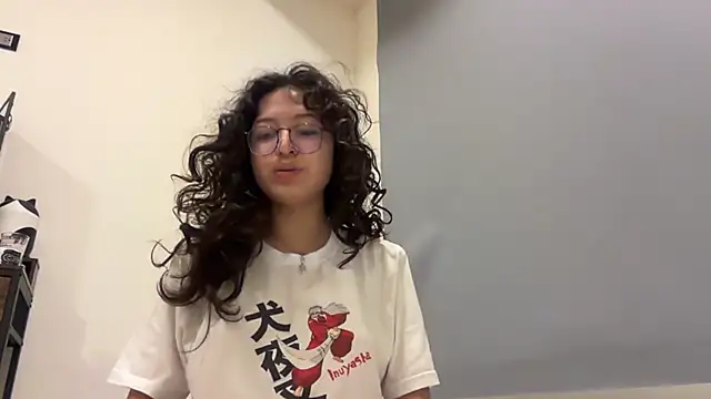 Alicatcua  online show from July 20, 2026, 2:41 am