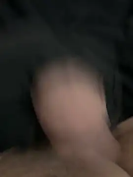 yassarenardu13 online show from November 27, 2025, 5:57 pm