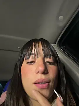 Mia fiire online show from January 13, 2026, 3:10 am