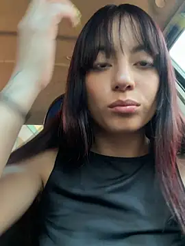 Mia fiire online show from April 9, 2026, 7:53 pm