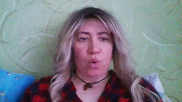 Snapshot of ClaireShannon chatting on March 2, 2026, 12:12 pm ClaireShannon online show from March 2, 2026, 12:12 pm