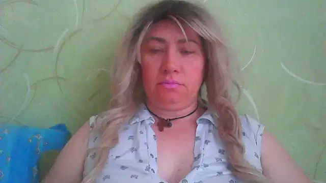 Snapshot of ClaireShannon chatting on February 20, 2026, 2:30 pm ClaireShannon online show from February 20, 2026, 2:30 pm