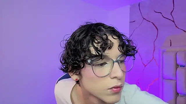 SthepanodiMonaco online show from March 11, 2026, 3:22 am