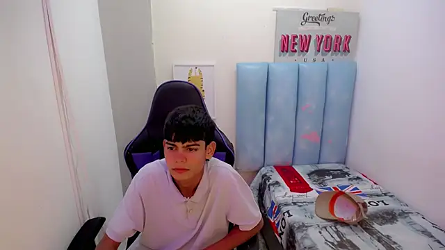 Snapshot of Lil_babyyy_ chatting on November 30, 2025, 3:29 am Lil babyyy online show from November 30, 2025, 3:29 am