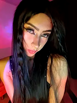 Ounla Sweet online show from April 15, 2026, 3:56 am