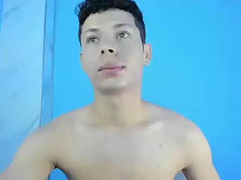 javierhotx online show from December 5, 2025, 1:32 pm