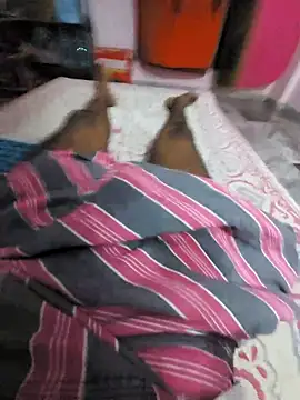 Snapshot of Yth24 chatting on December 3, 2025, 3:18 am Yth24 online show from December 3, 2025, 3:18 am