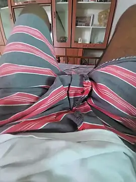 Snapshot of Yth24 chatting on December 14, 2025, 2:29 am Yth24 online show from December 14, 2025, 2:29 am