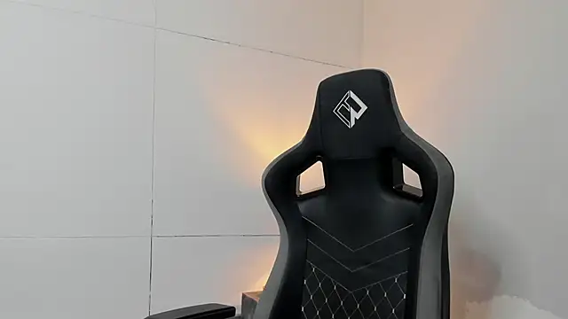 maddox santana online show from January 11, 2026, 6:31 am